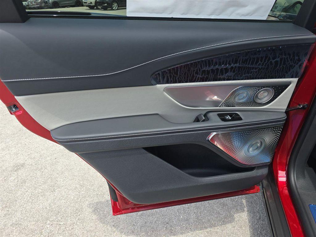 new 2025 Lincoln Nautilus car, priced at $64,874