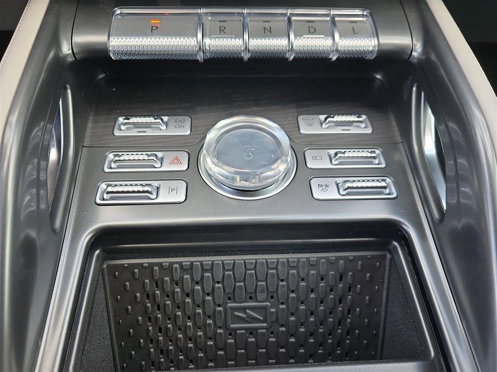 new 2025 Lincoln Nautilus car, priced at $64,874