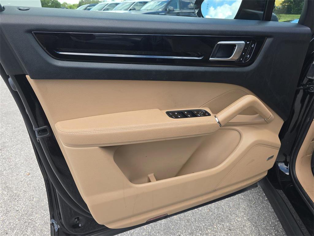 used 2021 Porsche Cayenne car, priced at $49,978