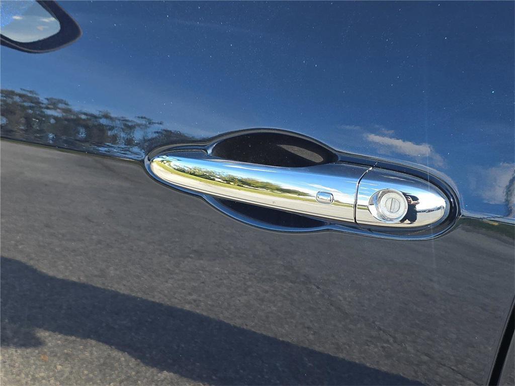 used 2022 Maserati Quattroporte car, priced at $42,998