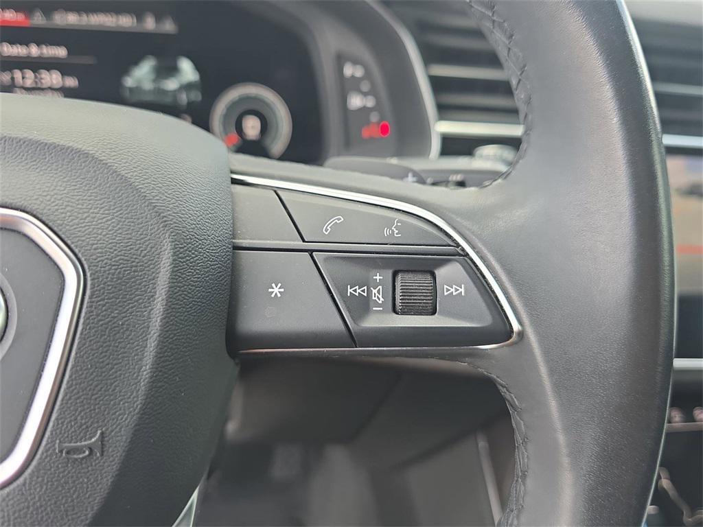 used 2022 Audi Q7 car, priced at $33,738