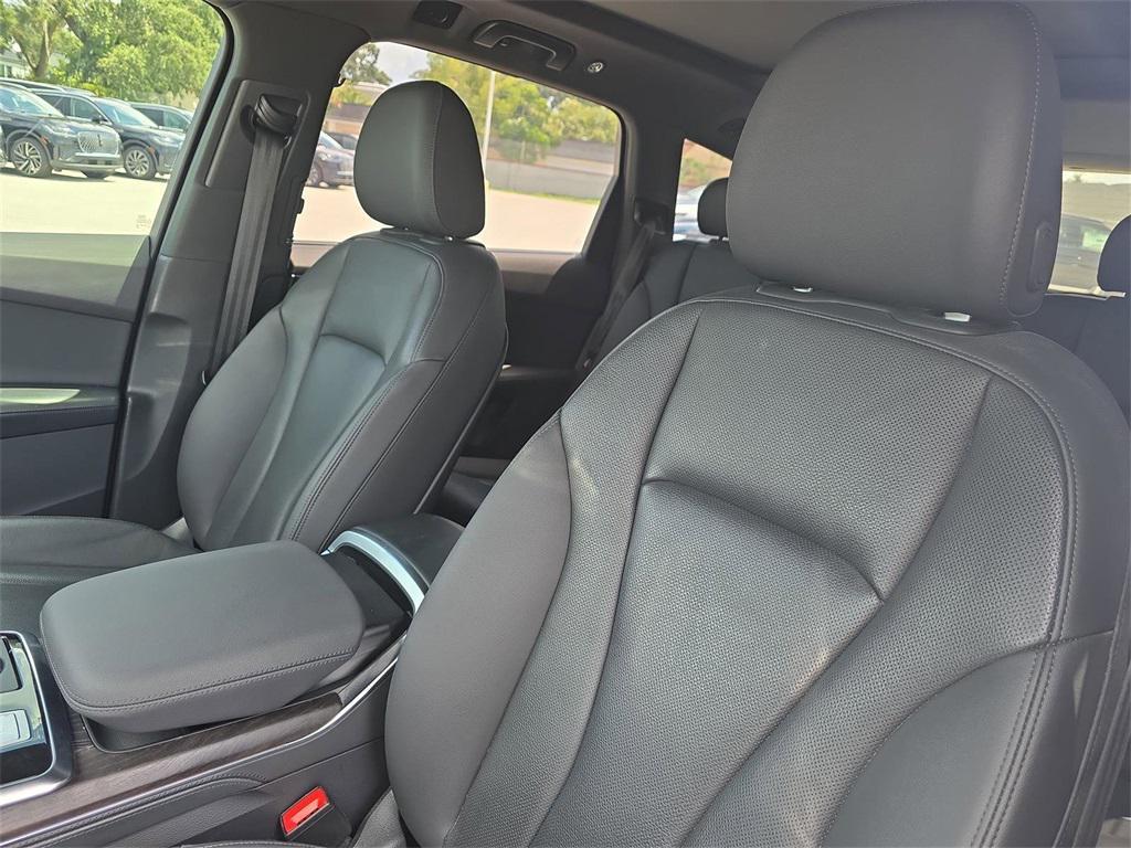 used 2022 Audi Q7 car, priced at $33,738