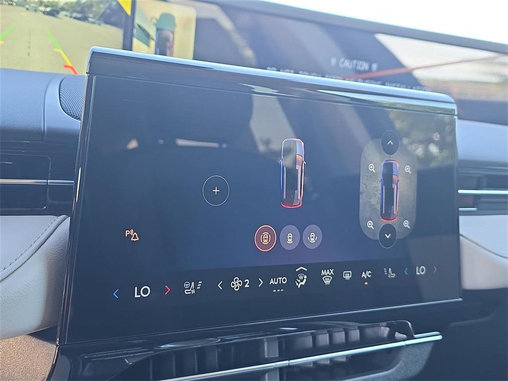 new 2025 Lincoln Nautilus car, priced at $60,677
