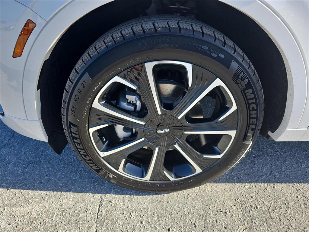 new 2025 Lincoln Nautilus car, priced at $60,677