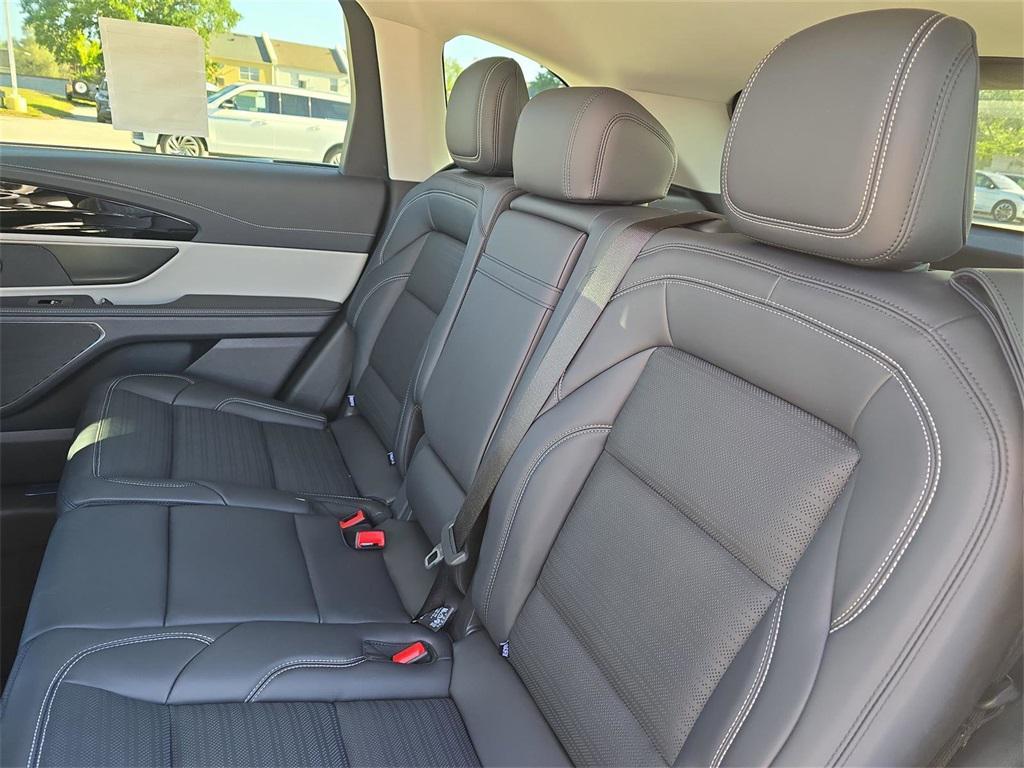 new 2025 Lincoln Nautilus car, priced at $60,677