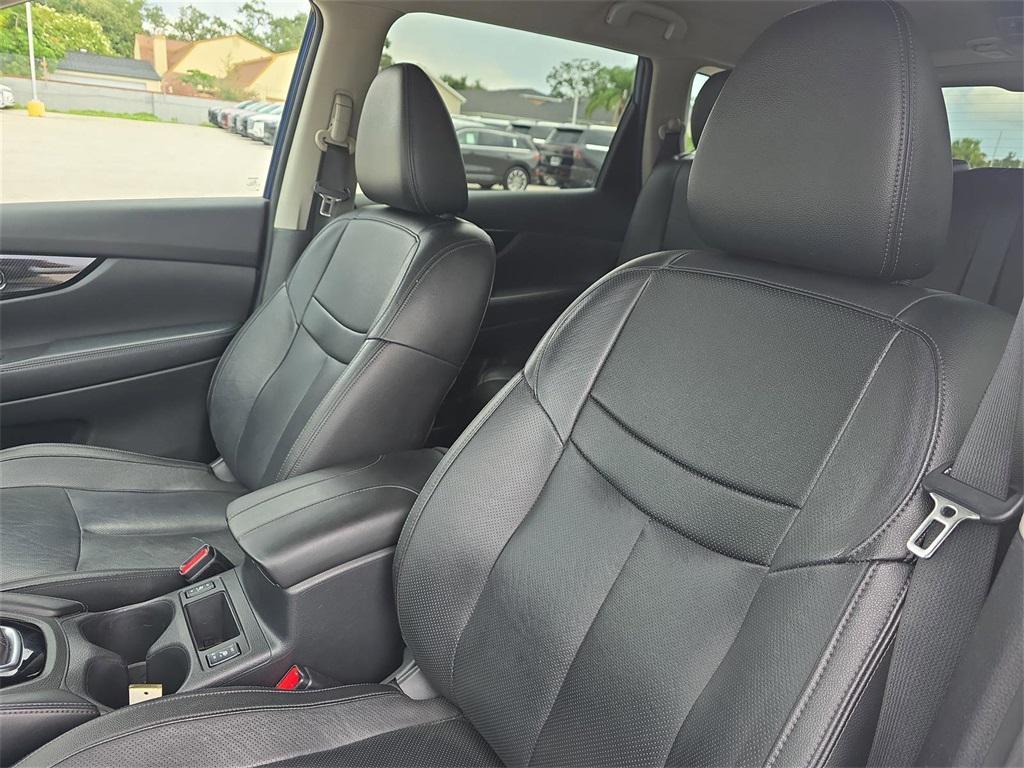 used 2020 Nissan Rogue car, priced at $14,965