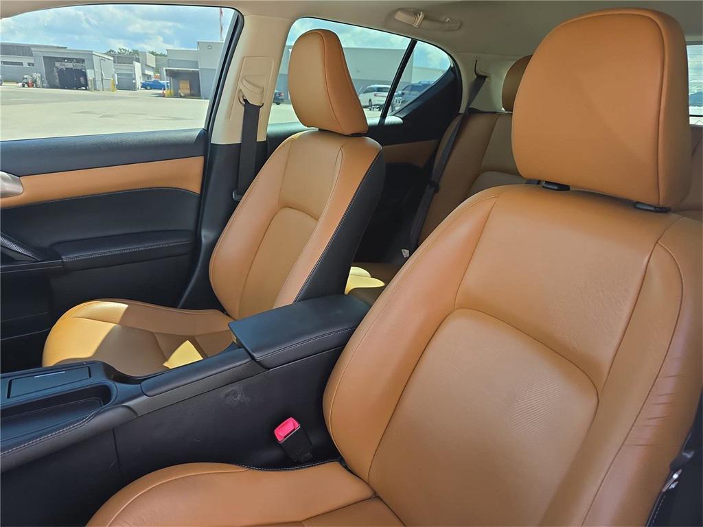 used 2015 Lexus CT 200h car, priced at $15,522