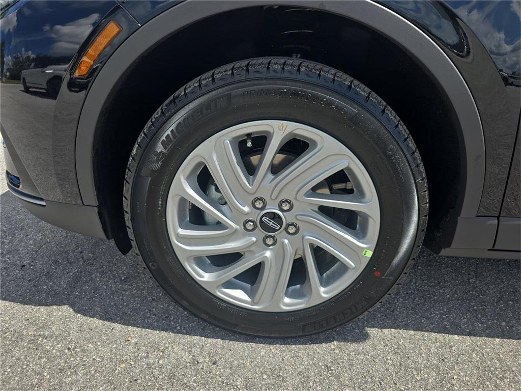 new 2025 Lincoln Corsair car, priced at $39,581