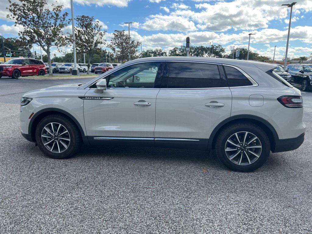 used 2022 Lincoln Nautilus car, priced at $29,998
