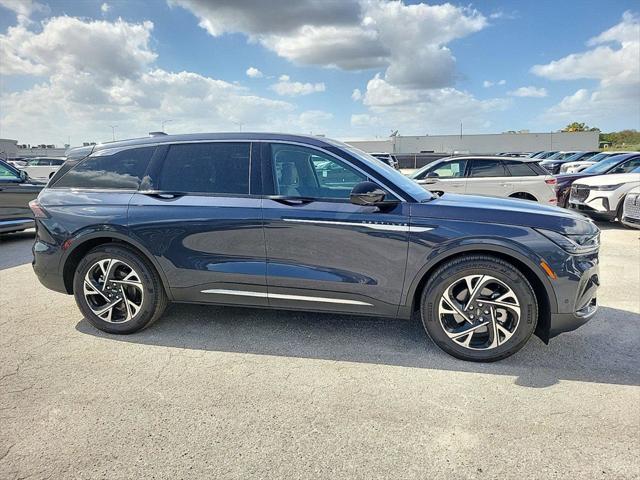 new 2024 Lincoln Nautilus car, priced at $55,714