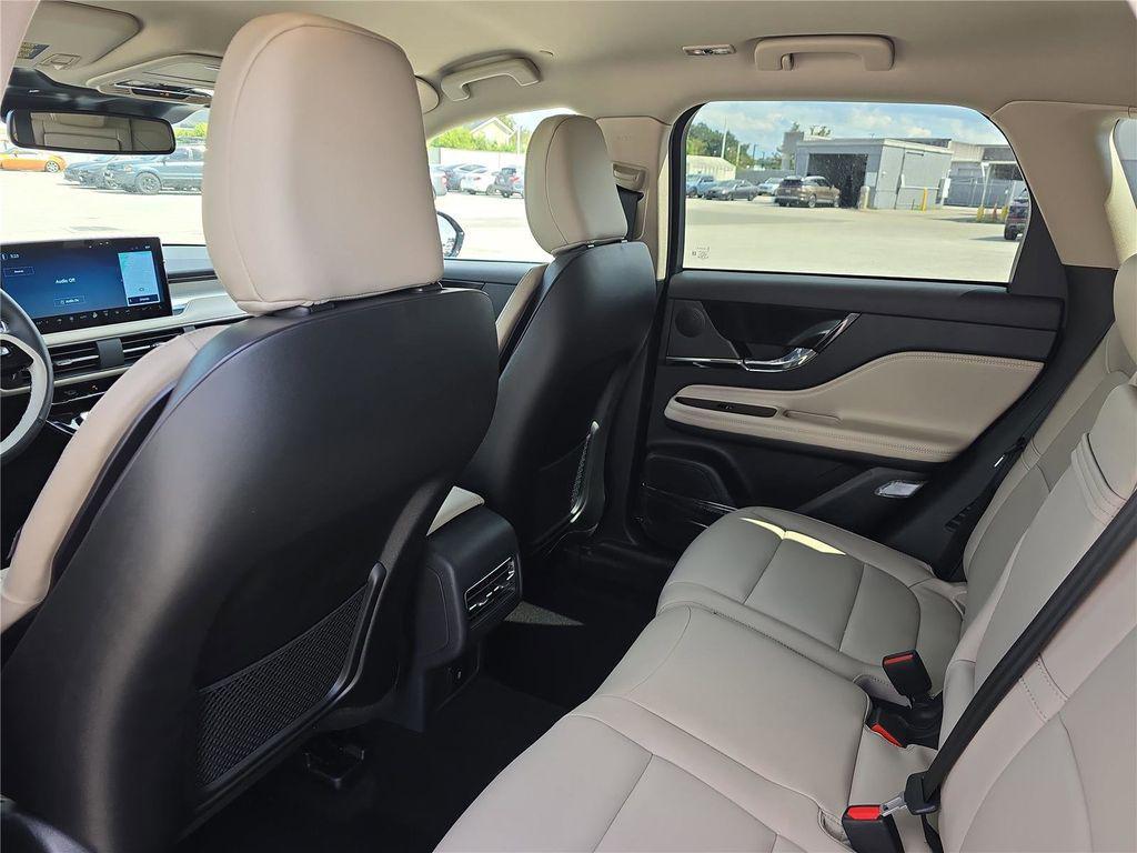 new 2025 Lincoln Corsair car, priced at $33,397