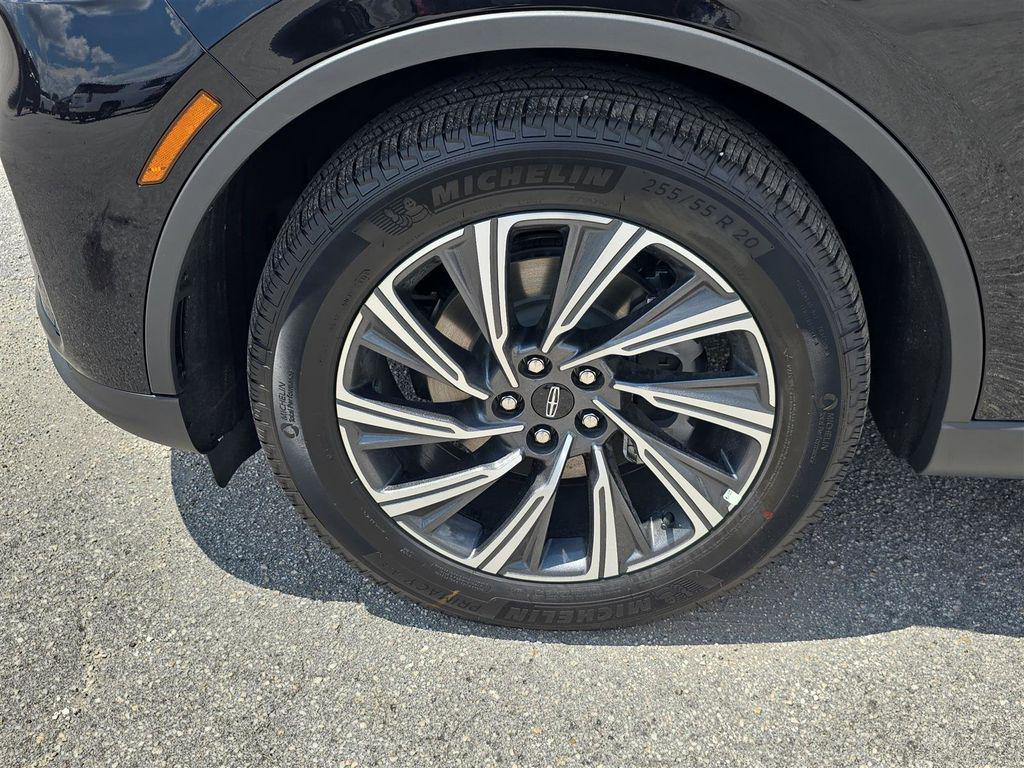 new 2025 Lincoln Aviator car, priced at $58,910