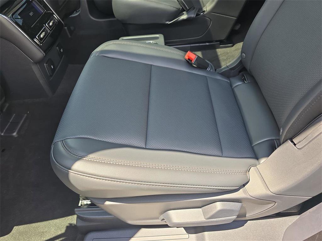 new 2025 Lincoln Aviator car, priced at $61,910