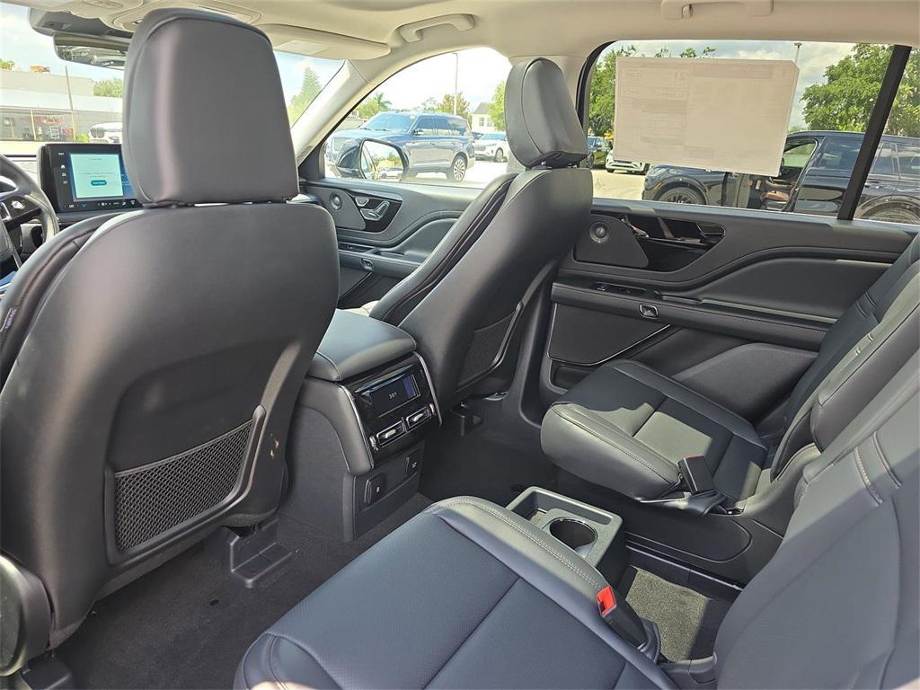 new 2025 Lincoln Aviator car, priced at $61,910