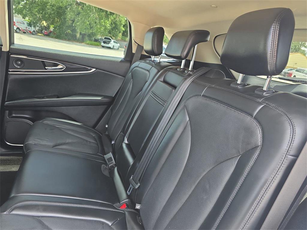 used 2021 Lincoln Nautilus car, priced at $23,430
