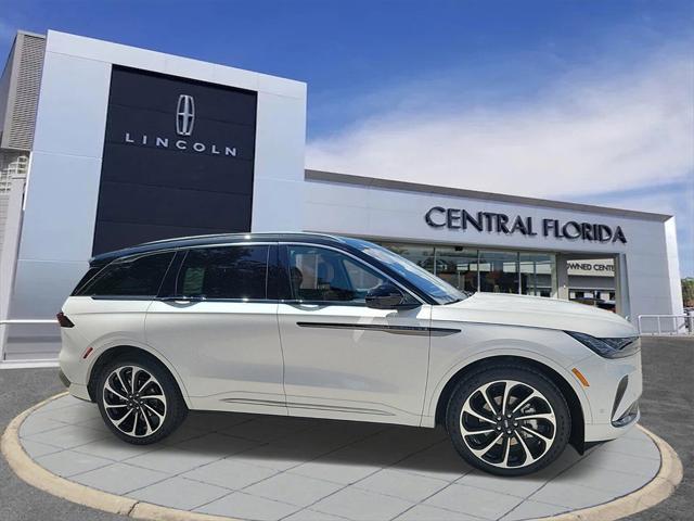 new 2024 Lincoln Nautilus car, priced at $75,095