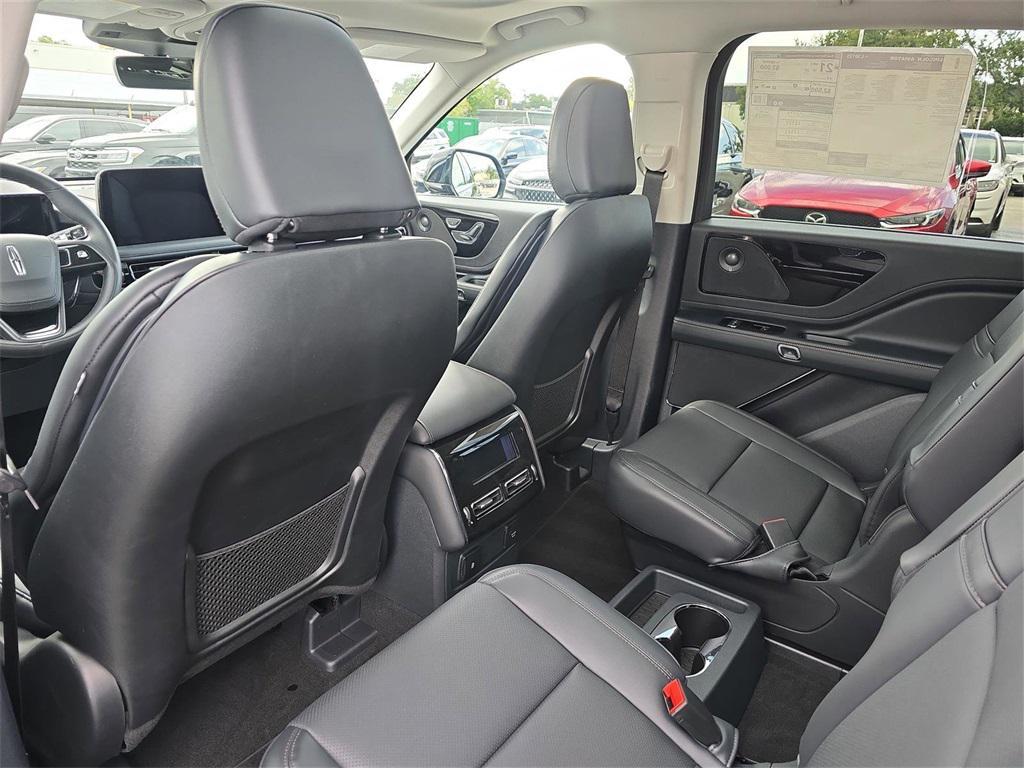 new 2025 Lincoln Aviator car, priced at $59,554