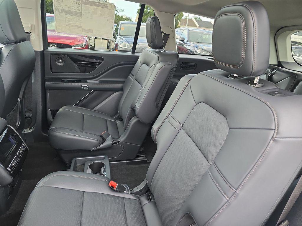 new 2025 Lincoln Aviator car, priced at $59,410