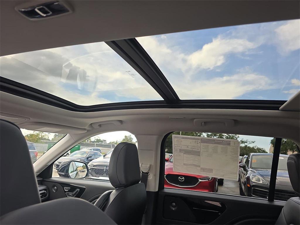 new 2025 Lincoln Aviator car, priced at $59,554