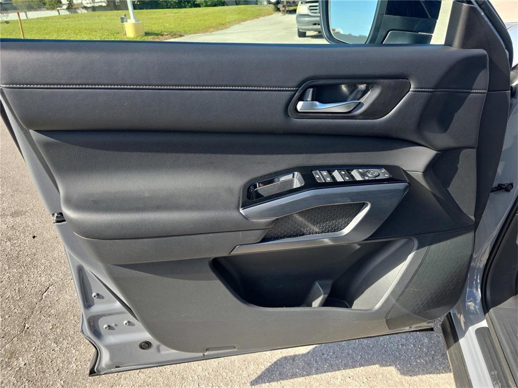 used 2024 Nissan Pathfinder car, priced at $32,998