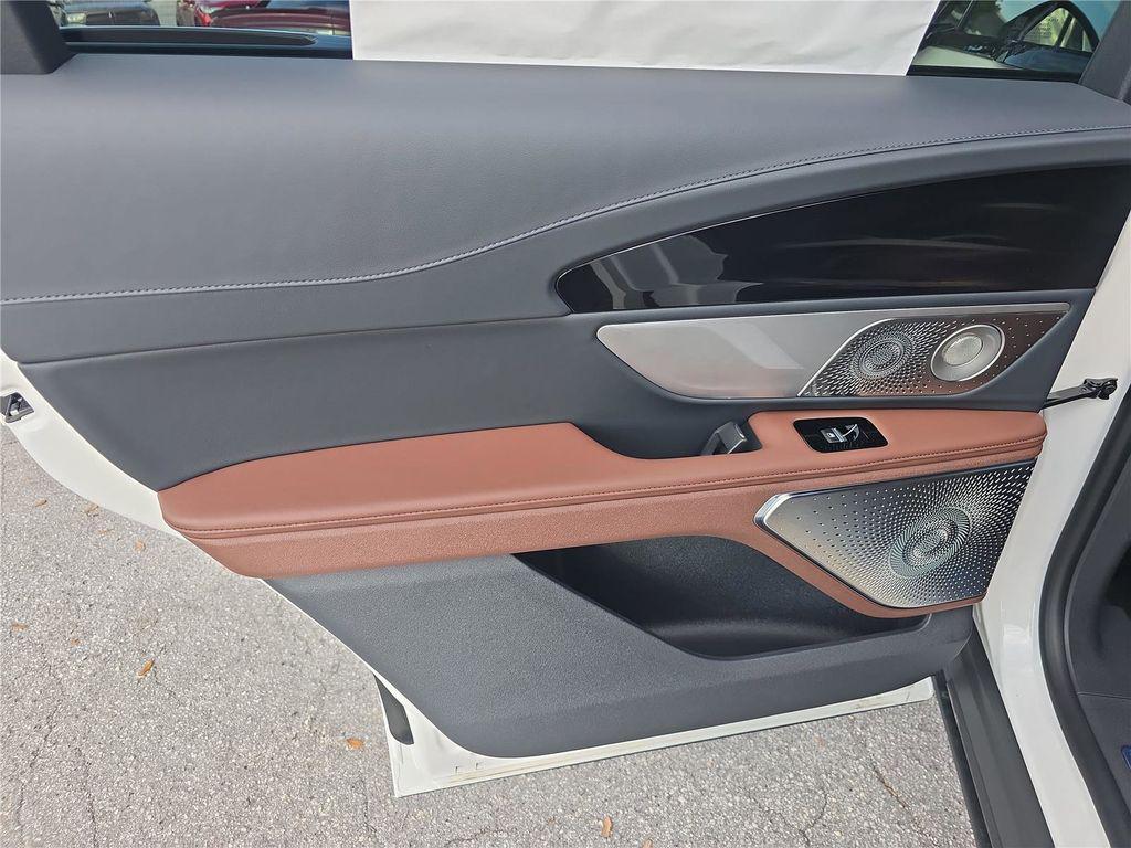 new 2026 Lincoln Nautilus car, priced at $73,295