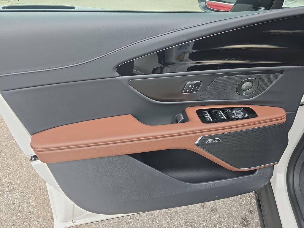 new 2026 Lincoln Nautilus car, priced at $65,840