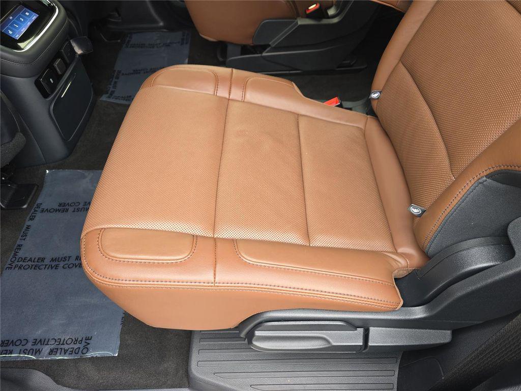 used 2024 Lincoln Navigator car, priced at $77,998