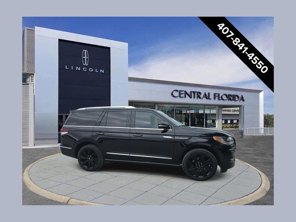 used 2024 Lincoln Navigator car, priced at $77,998