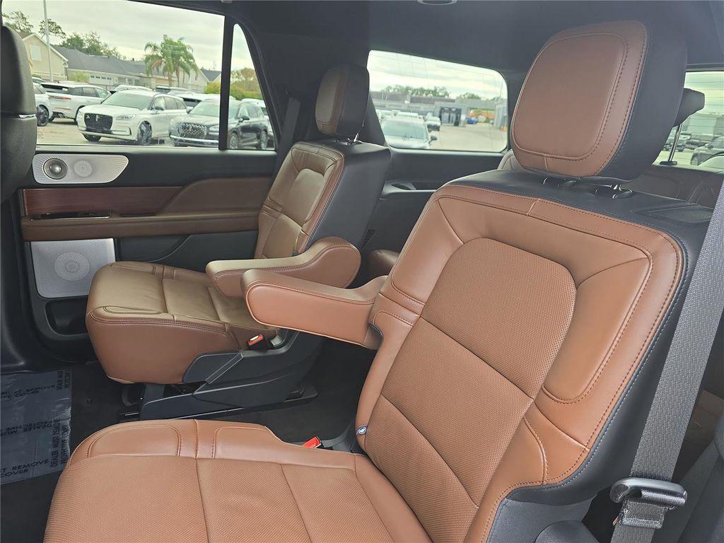 used 2024 Lincoln Navigator car, priced at $77,998