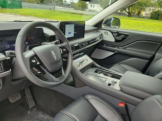 new 2025 Lincoln Aviator car, priced at $79,037