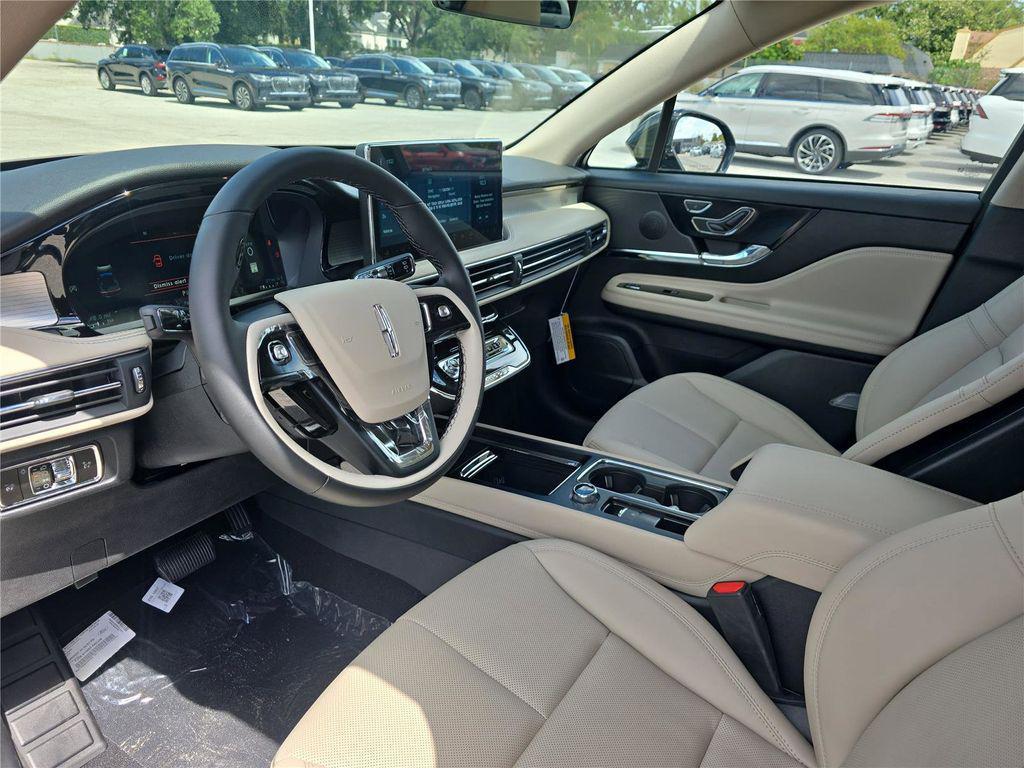 new 2025 Lincoln Corsair car, priced at $38,037