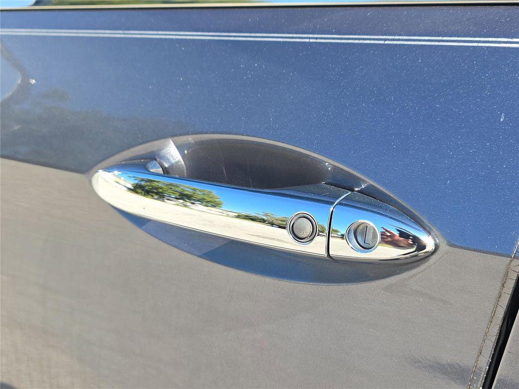 used 2016 Honda Pilot car, priced at $18,198