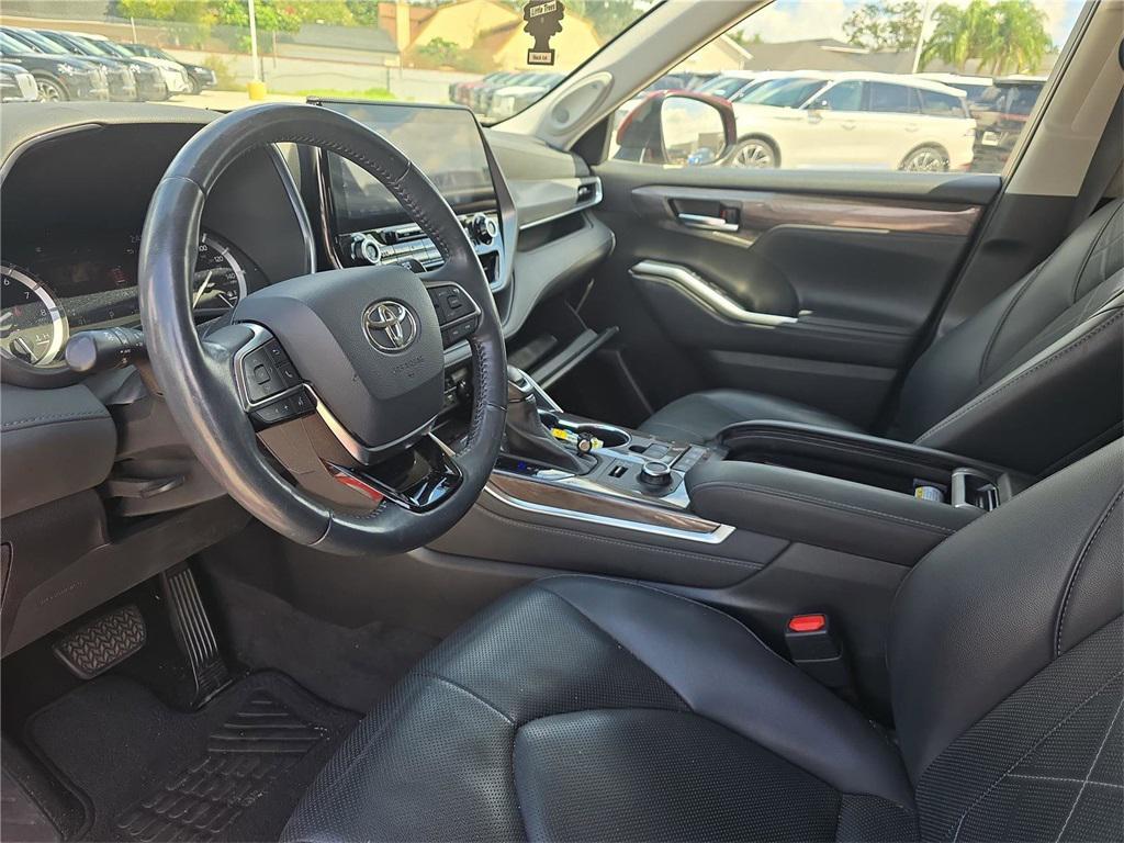 used 2021 Toyota Highlander car, priced at $37,434