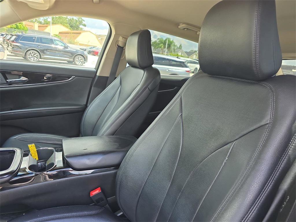 used 2021 Lincoln Nautilus car, priced at $23,688