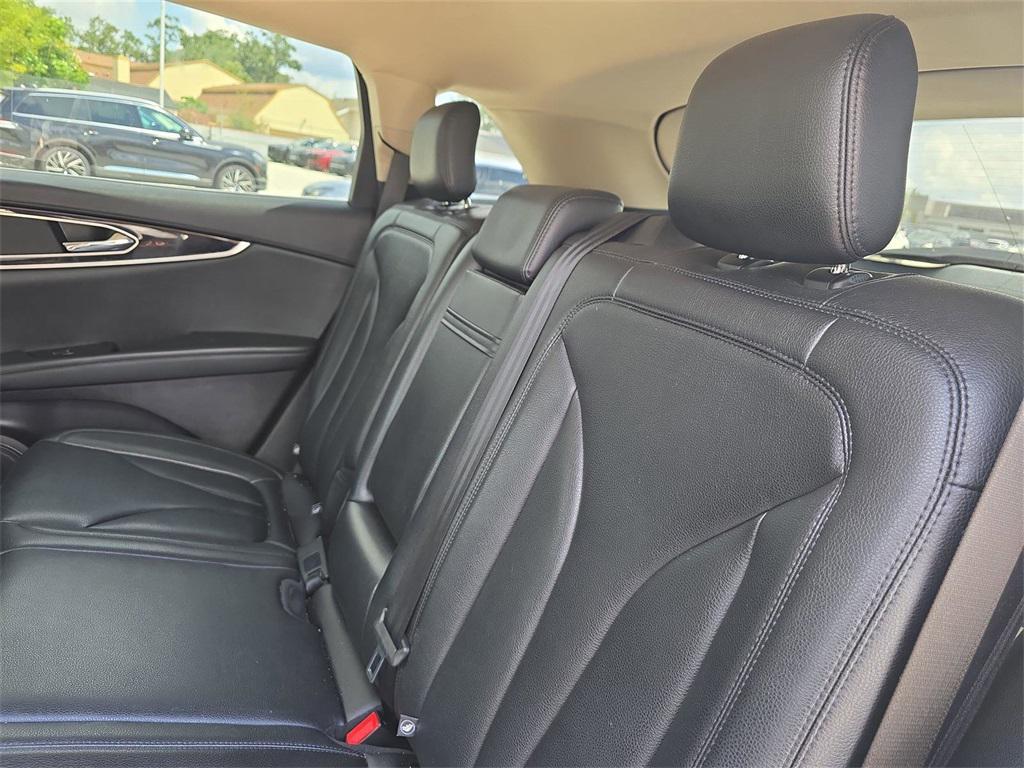 used 2021 Lincoln Nautilus car, priced at $23,688