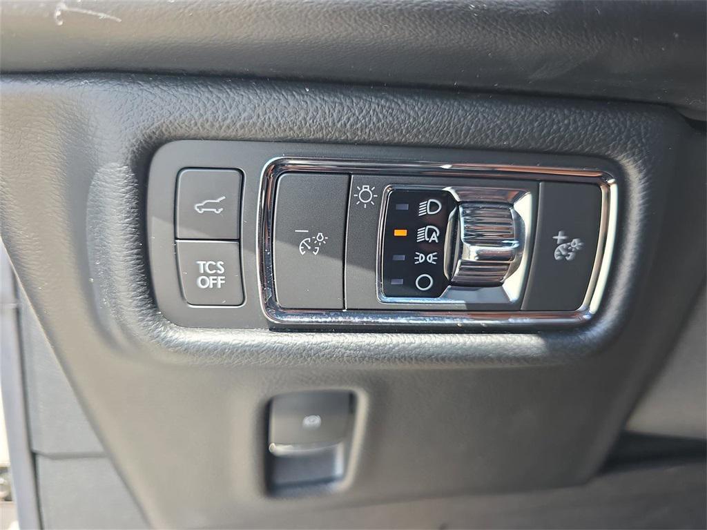 used 2021 Lincoln Nautilus car, priced at $23,688
