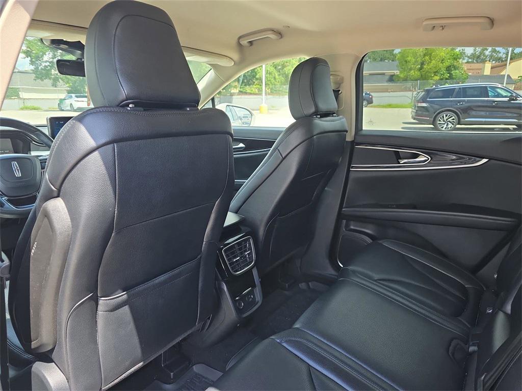 used 2021 Lincoln Nautilus car, priced at $23,688