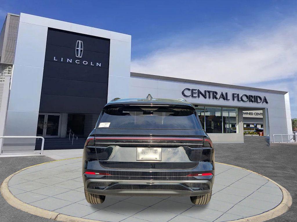 new 2024 Lincoln Nautilus car, priced at $69,445