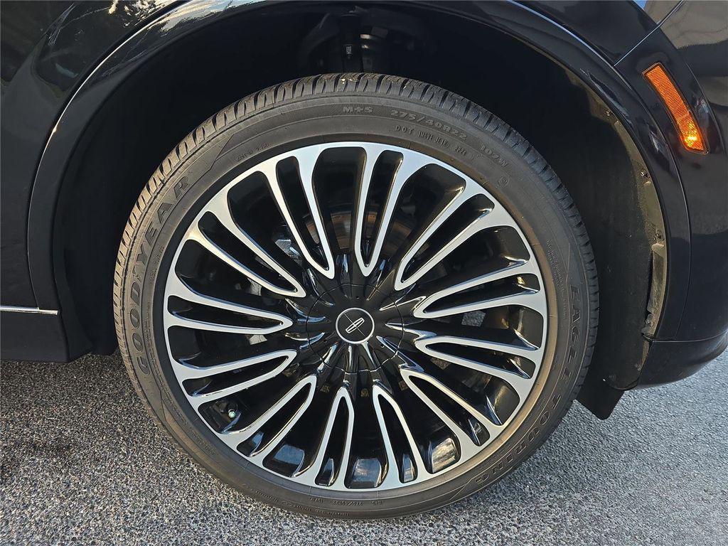 new 2025 Lincoln Aviator car, priced at $86,275