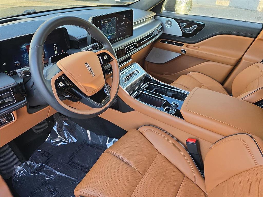 new 2025 Lincoln Aviator car, priced at $86,275