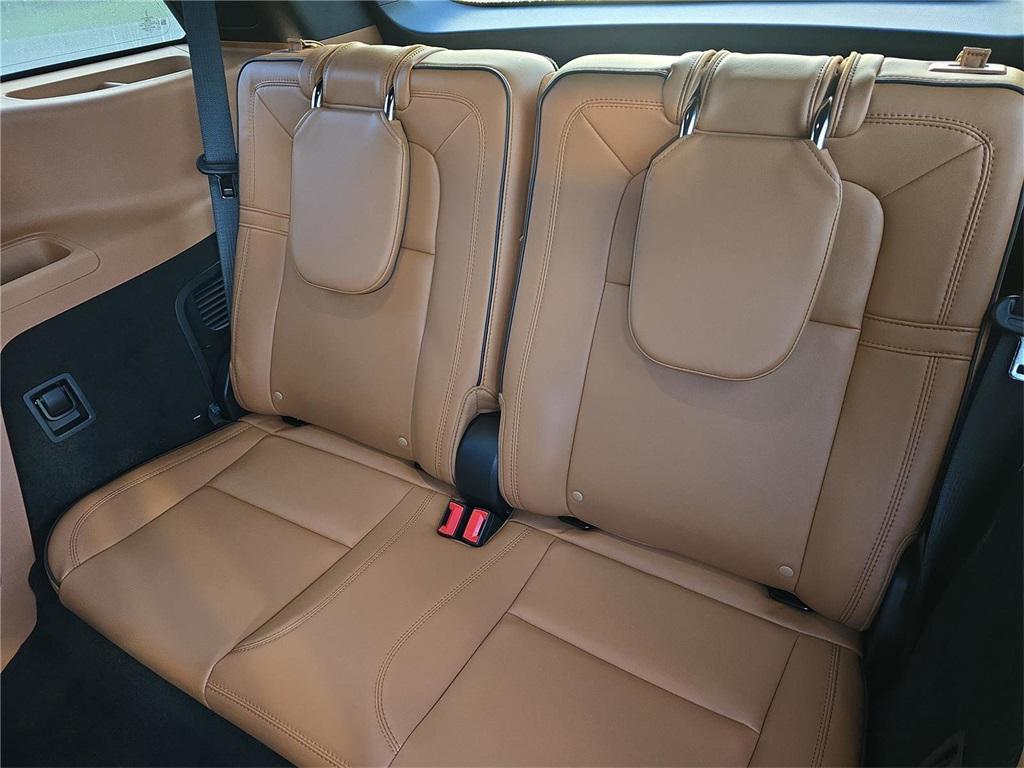 new 2025 Lincoln Aviator car, priced at $86,275