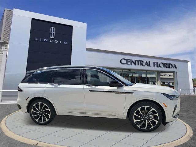 new 2024 Lincoln Nautilus car, priced at $75,195