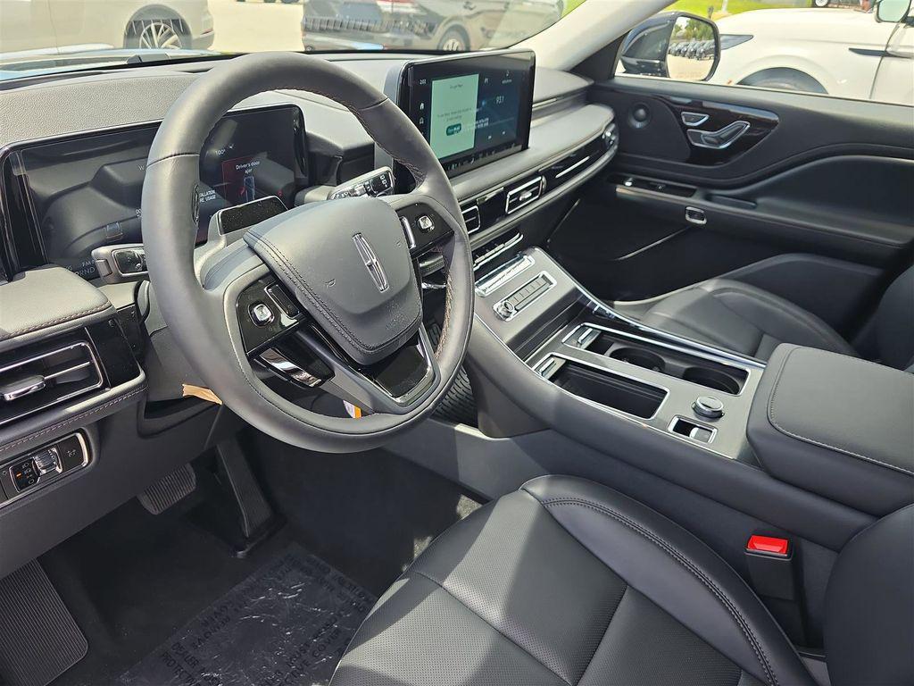 new 2025 Lincoln Aviator car, priced at $53,602
