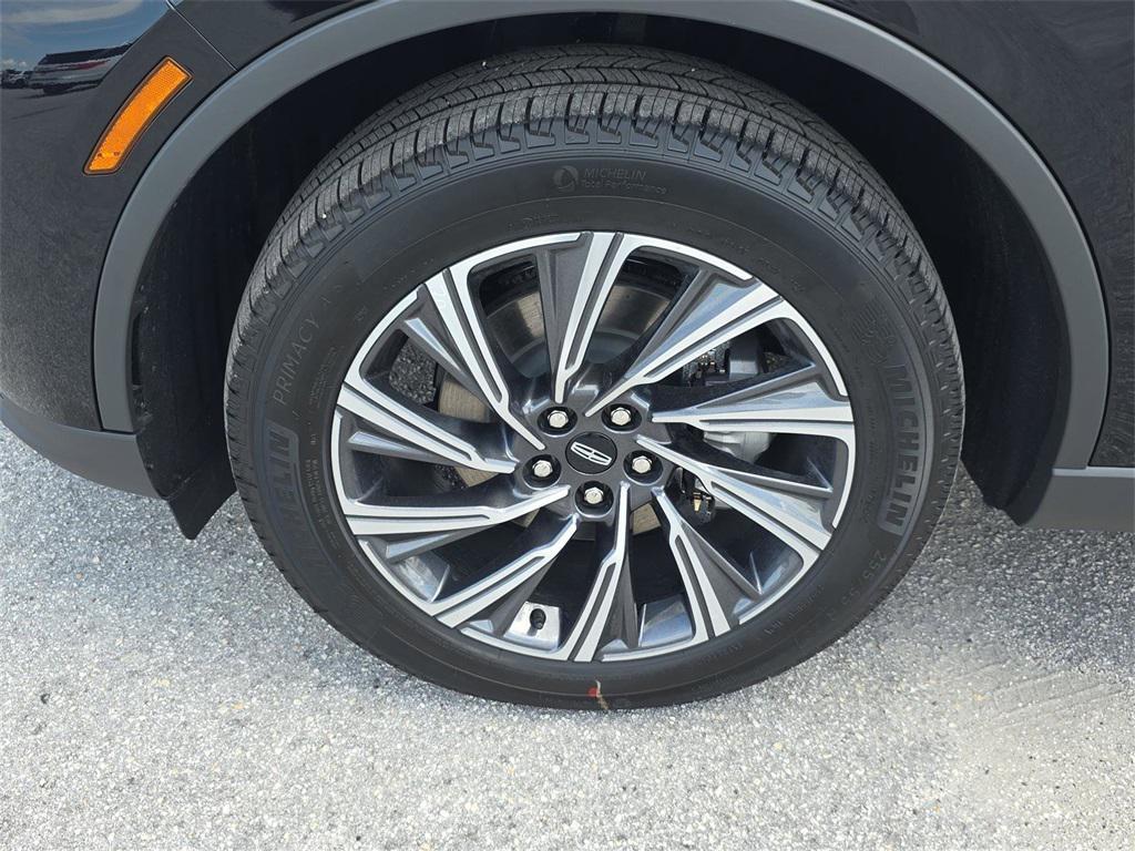 new 2025 Lincoln Aviator car, priced at $61,910