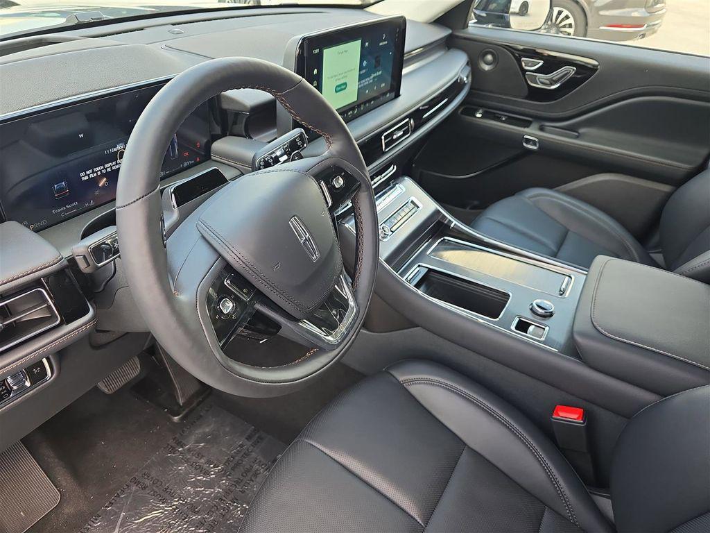 new 2025 Lincoln Aviator car, priced at $53,410