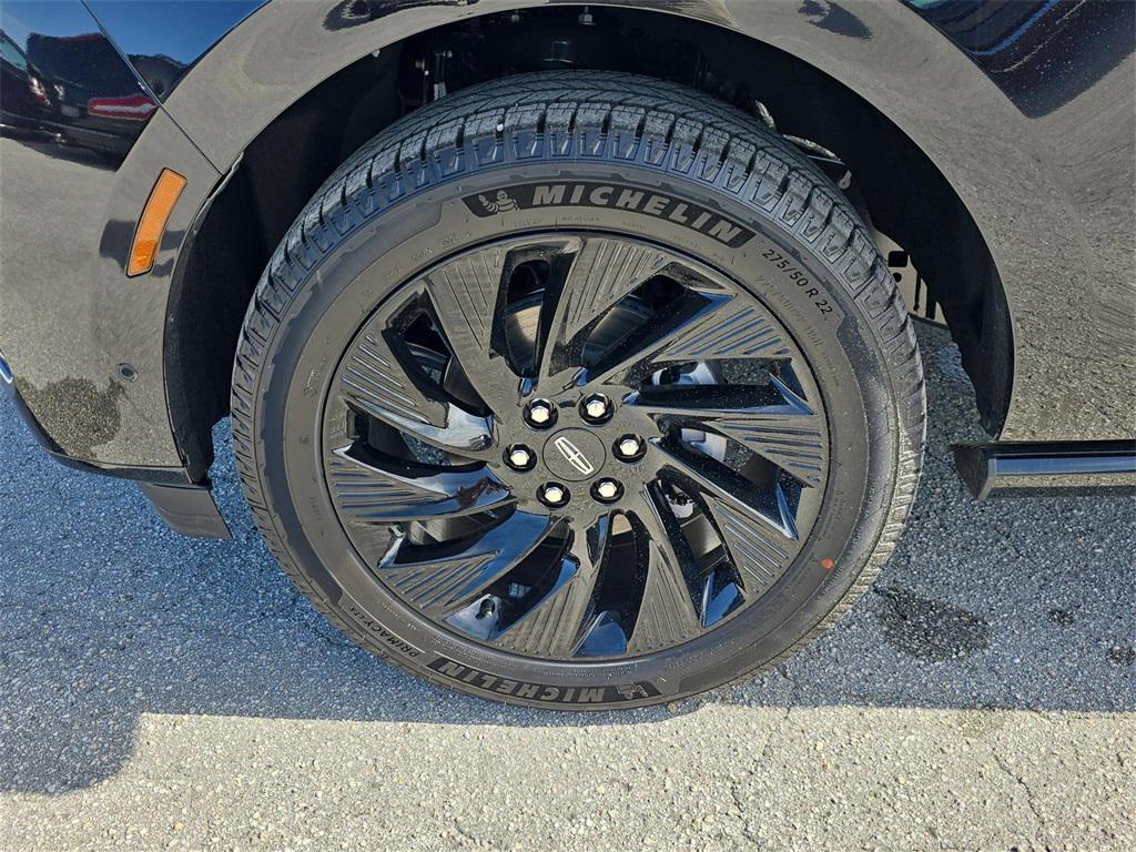 new 2025 Lincoln Navigator car, priced at $107,550