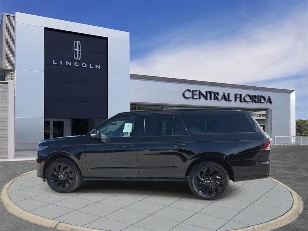 new 2025 Lincoln Navigator car, priced at $107,550