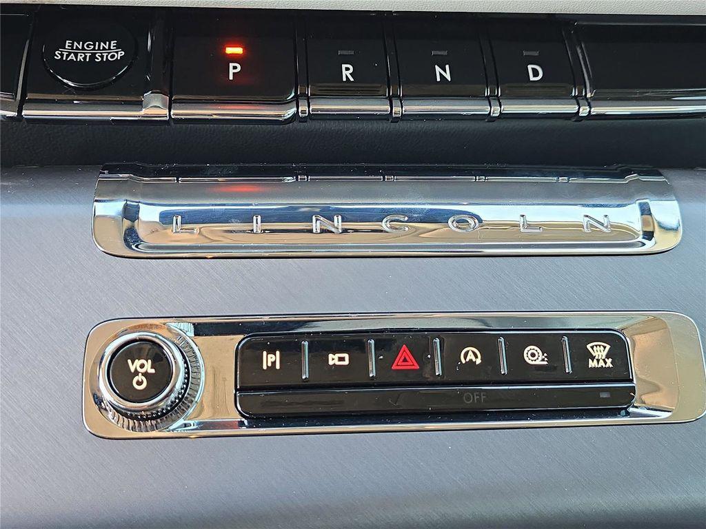 new 2026 Lincoln Aviator car