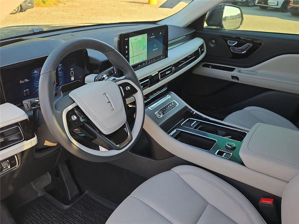 new 2026 Lincoln Aviator car