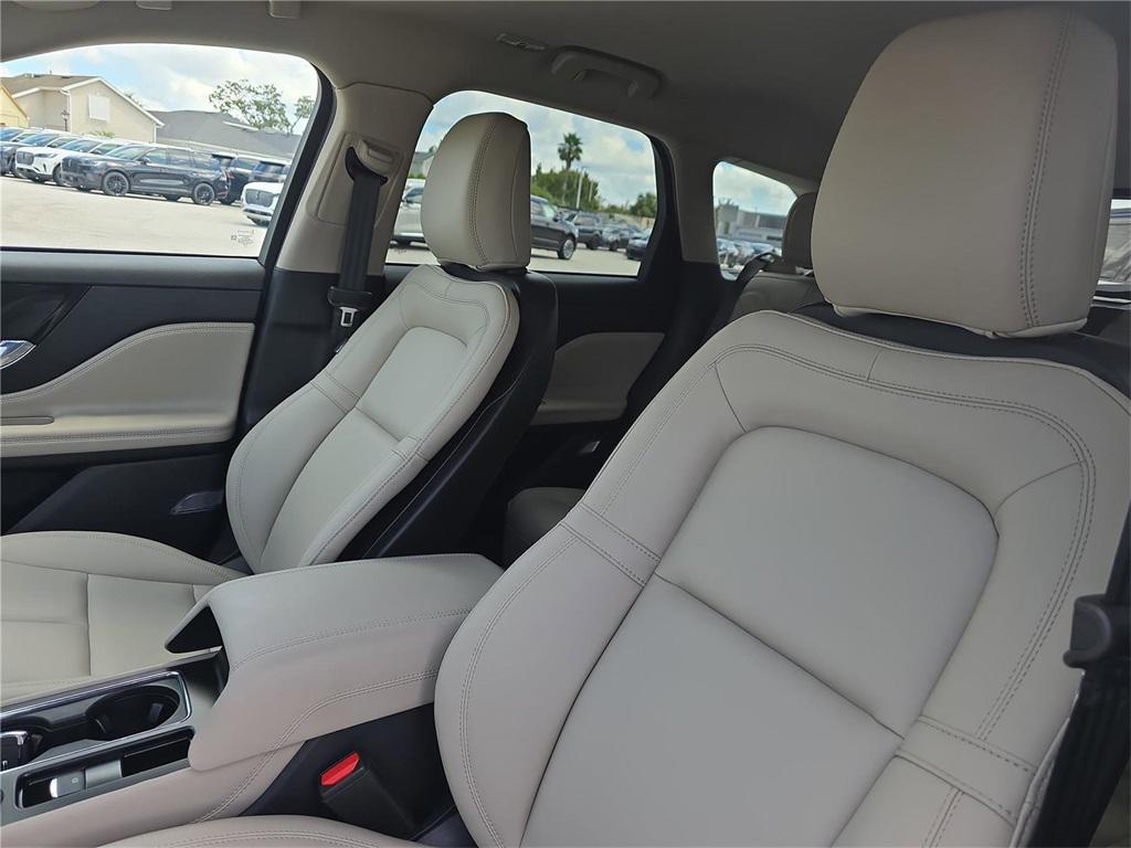 new 2025 Lincoln Corsair car, priced at $39,725